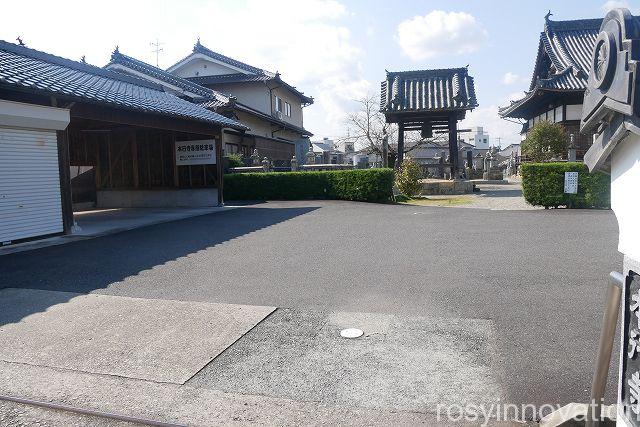 本行寺２　駐車場