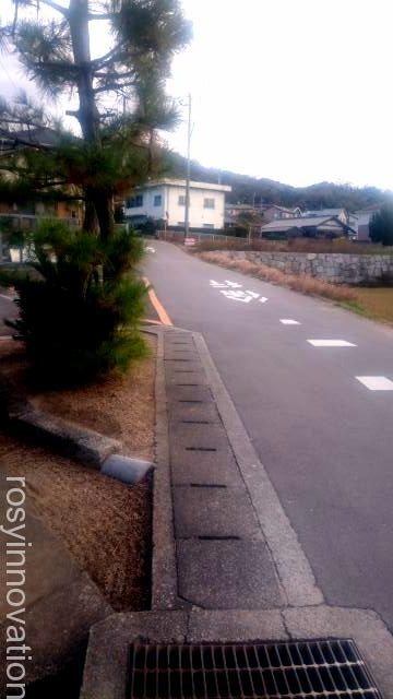 田潮八幡神社４　駐車場の場所