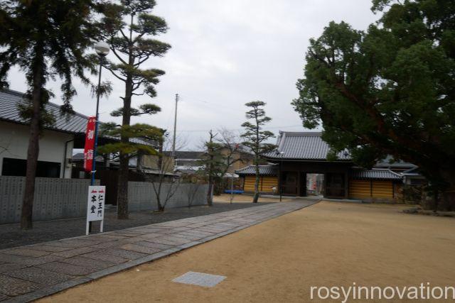 金倉寺１６　参道