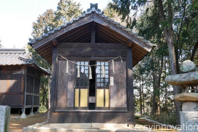 縣主神社２１　神社の境内