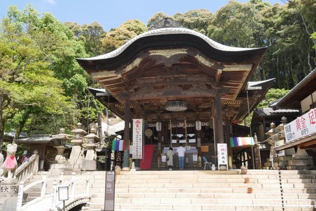 由加神社１１　拝殿